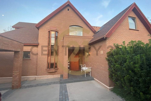 Arriendo Casa En Condominio Los Trapenses