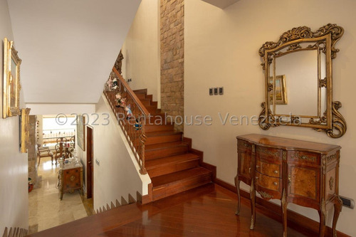 Se Vende Casa En Colinas Del Tamanaco Mls #25-18888