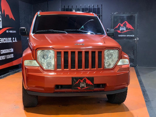 Imagen 2 de 13 de Jeep Cherokee Kk Laredo