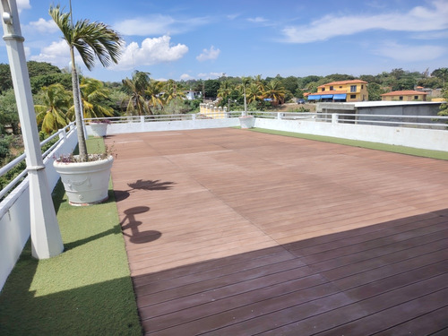 Moderna Casa En El Manzano, Emss