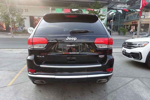 Imagen 4 de 13 de Jeep Grand Cherokee Summit 2017