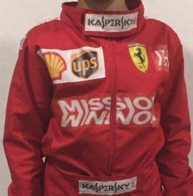 Imagen 1 de 8 de Disfraz Piloto Ferrari, Mercedes Otras Marcas Talle Adultos