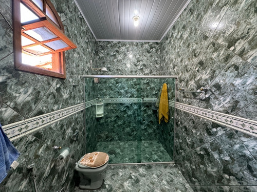 Vendo 2 Casas (excelente Casa)