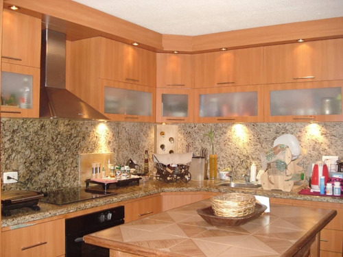 Imagen 4 de 10 de Comodo Townhouse En El Valle, En Venta
