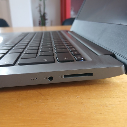 Notebook Lenovo Ideapad S145, 8gb Ram, 500gb Memoria Plateado (Usado)