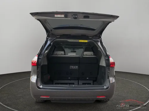 Toyota Sienna 3.5 Limited At
