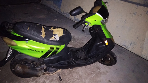 Motoneta X125 Verde Limón