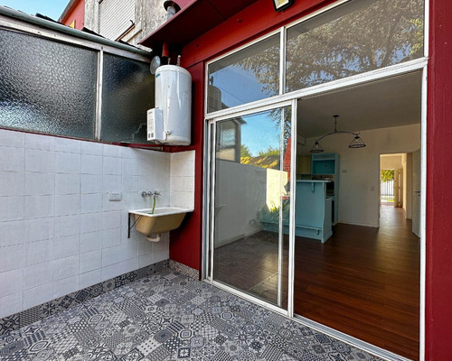 Venta Casa Dúplex 3 Ambientes Con Jardín Y Cochera Castelar Cod4505
