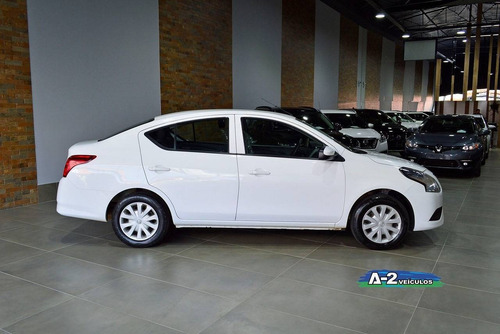Nissan Versa 1.0 12v Flex 4p Manual