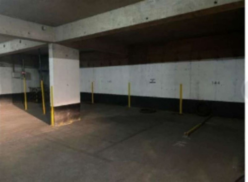 Imagen 3 de 6 de Estacionamiento En Arriendo En Calle Luz Sector El Golf