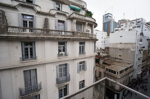 Oficina En Alquiler En El Centro. Muy Buen Piso De 230 M2