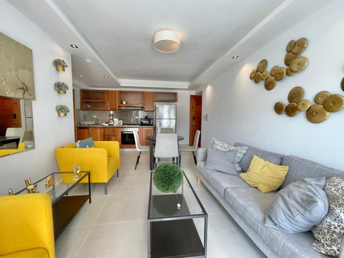 Apartamento Amueblado En Alquiler, Ubicado En Piantini