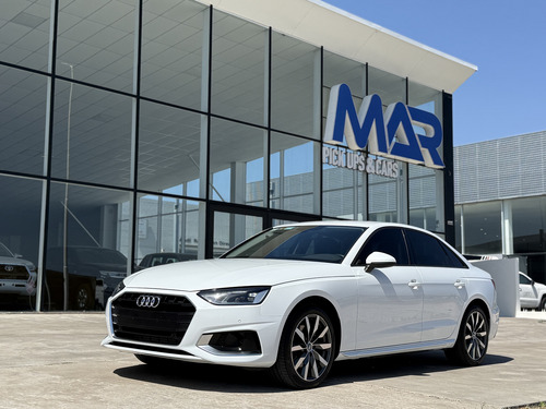 Audi A4 2.0 40 Tfsi Front