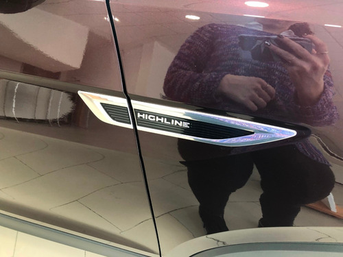 Volkswagen T-cross Highline At 2021 0km // Pestelli