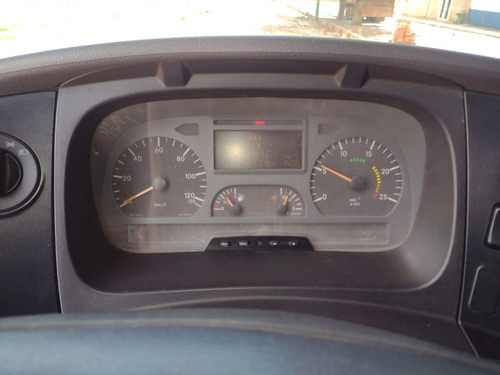Imagem 19 de 19 de Caminhão Mb 2540 6x2 Ótimo De Pneus Motor Ótimo Ano 2010