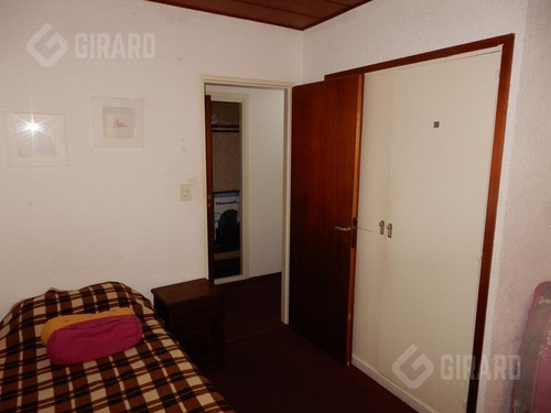 Imagen 11 de 20 de Oportunidad. Departamento 3 Amb. Zona Peatonal.