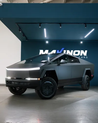 Tesla Cybertruck Tres Motores