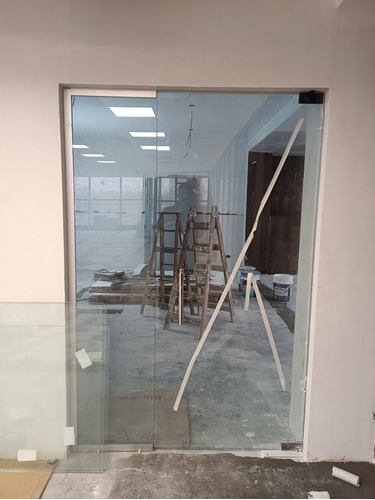Imagen 2 de 5 de Reparación Y Colocación De Blindex