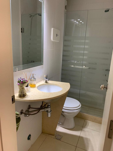 Imagen 10 de 13 de Apartamento Parada 18 De La Mansa Con Vista Al Mar, Excelente Ubicacion