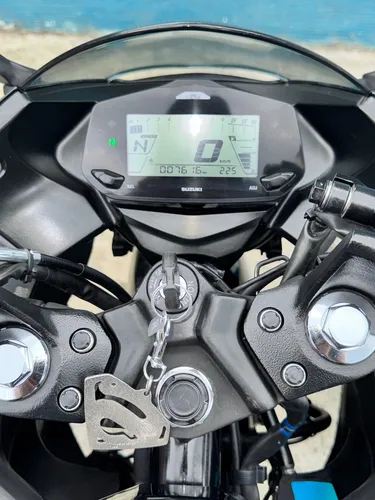 Vendo Moto Gixxer 150 Como Nueva