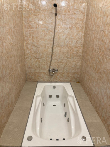 Venta Local En Crucesita - Avellaneda