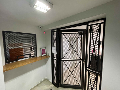 Venta Edificio Comercial En Esq. Lomas Del Mirador