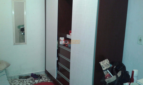 Sobrado No Bairro Vila Palmares Em Santo Andre Com 02 Dormitorios - V-27161