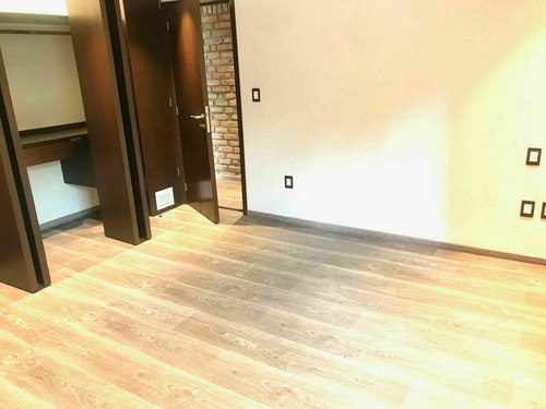 Imagen 28 de 30 de Divina, Remodelada Con Jardin Y Salon De Juegos
