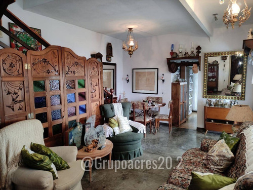 Se Vende De Casa En La Urbanizacion Colinas De Pasatiempo San Antonio De Los Altos Rz