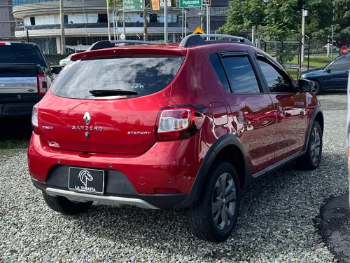 Renault Stepway 1.6 Dynamique / Intens Automática