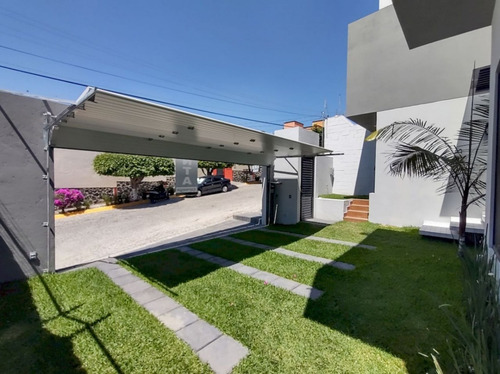 Casa Minimalista En Venta En Burgos Bugambilias, Temixco Morelos.