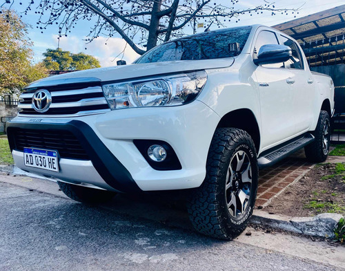 Toyota Hilux 2.8 Cd Srv 177cv 4x4 At