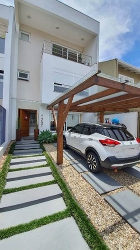 Casa Em Hípica Com 3 Dormitórios - Mi271266