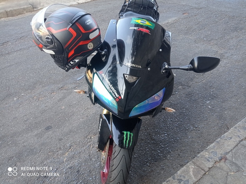 Imagem 2 de 3 de Honda Cbr Rr 600