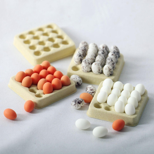New.. Mini Juego De Huevos De Resina En Bandeja Miniaturas