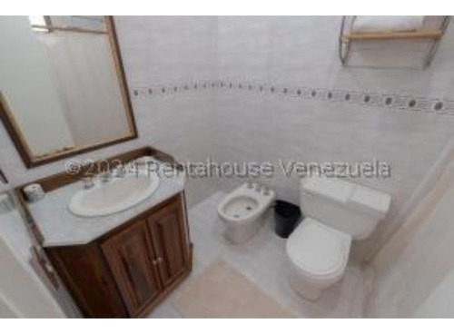 #24-23325 Exclusivo Apartamento En Colinas Del Tamanaco