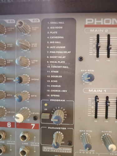 Phonic 740 Plus Mezclador Amplificado 440w 7 Canales Fx (Usado)