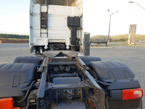 Imagem 8 de 14 de Daf Xf 105 460 6x2 2014