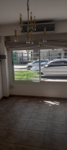 Ph Dúplex 3 Amb A 2 Cuadras Del Colegio Las Nieves Con Patio