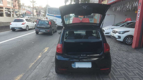 Imagem 6 de 15 de Volkswagen Fox 2010 1.0 Vht Total Flex 3p