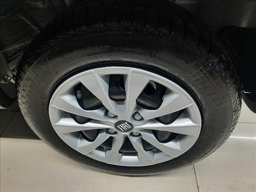 Fiat Mobi 1.0 Evo Like.