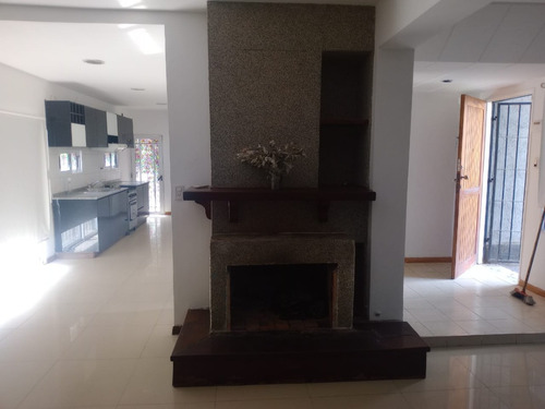 Venta Propiedad En Bella Vista Magnifica Ubicación Zona Corredor, Y Estación