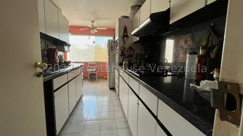 Imagen 7 de 17 de En Venta Apartamento 135m2 En San Roman - Rah 22-22486