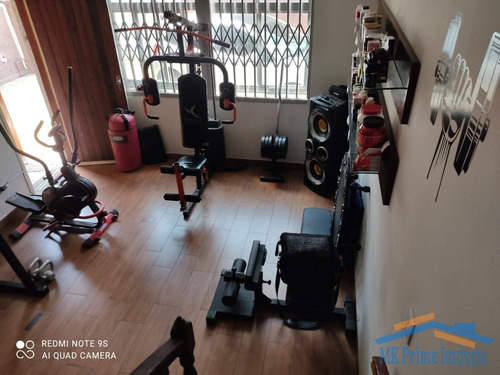 Imagem 4 de 15 de Sobrado De 255 M² Com 3 Dormitórios Sendo 2 Suítes No Pestana ! - 2634