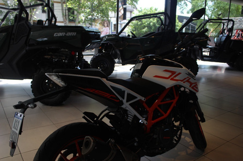 Imagen 11 de 17 de Ktm Duke 390