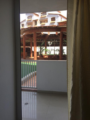 Imagen 16 de 18 de Alquiler Fijo. Bello Apartamento. Balcón. Costa Azul.
