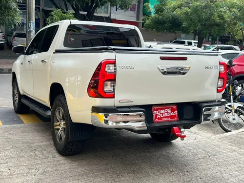 Toyota Hilux SRV 2.4 AUTOMATICA 4X4 Diesel