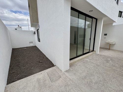 Una Nueva Forma De Vivir, Acceso A Roof Garden- El Refugio Residencial