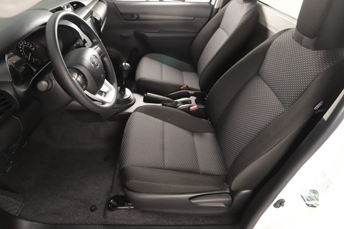 Toyota Hilux 2.4 Cs Dx 150cv 4x2