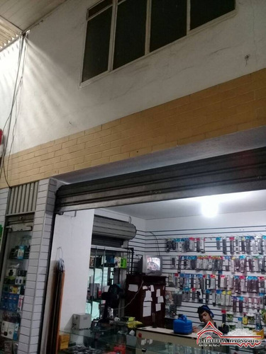 Imagem 4 de 14 de Sala Comercial Dentro Da Rodoviária Velha Para Locação - 4872